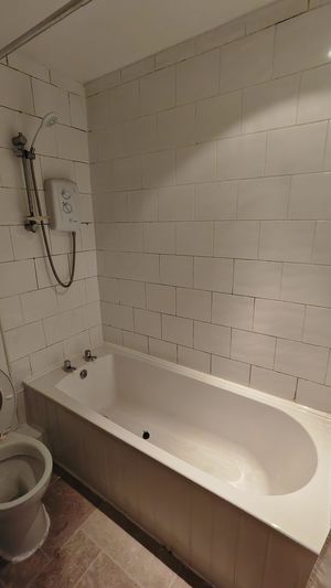 Photo 8- click for photo gallery